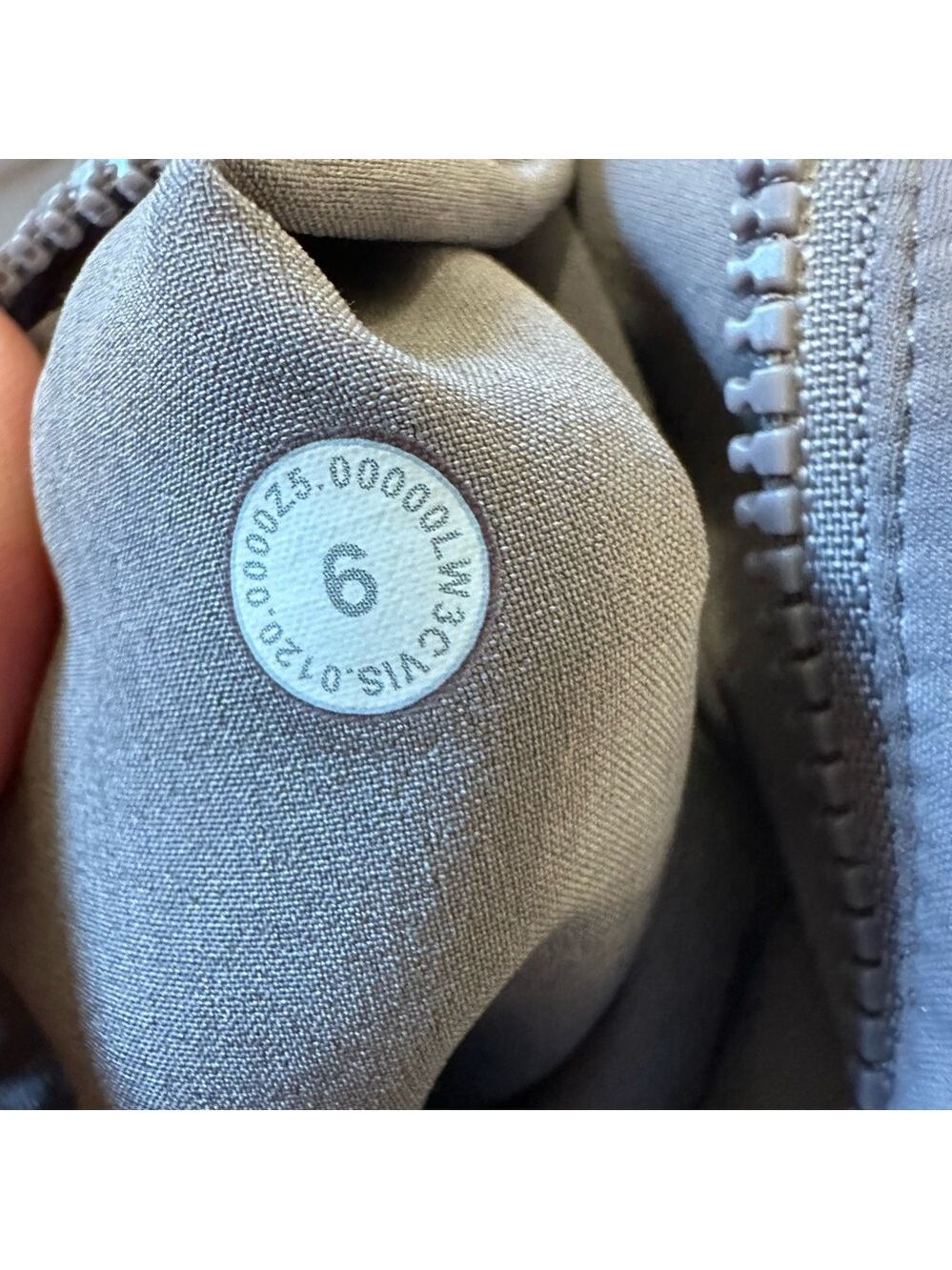 Lululemon Day Maker Full Zip Hoodie Lunar Rock Size 6 - Picture 5 of 13